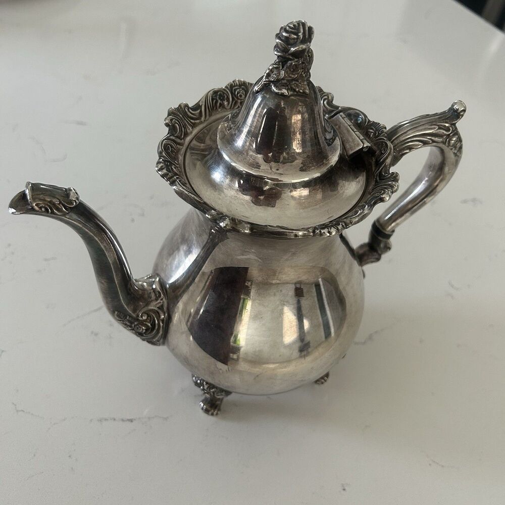 Vintage Baroque by Wallace Royal Rose 9851 Silverplate Coffee Pot Tea Pot 11”